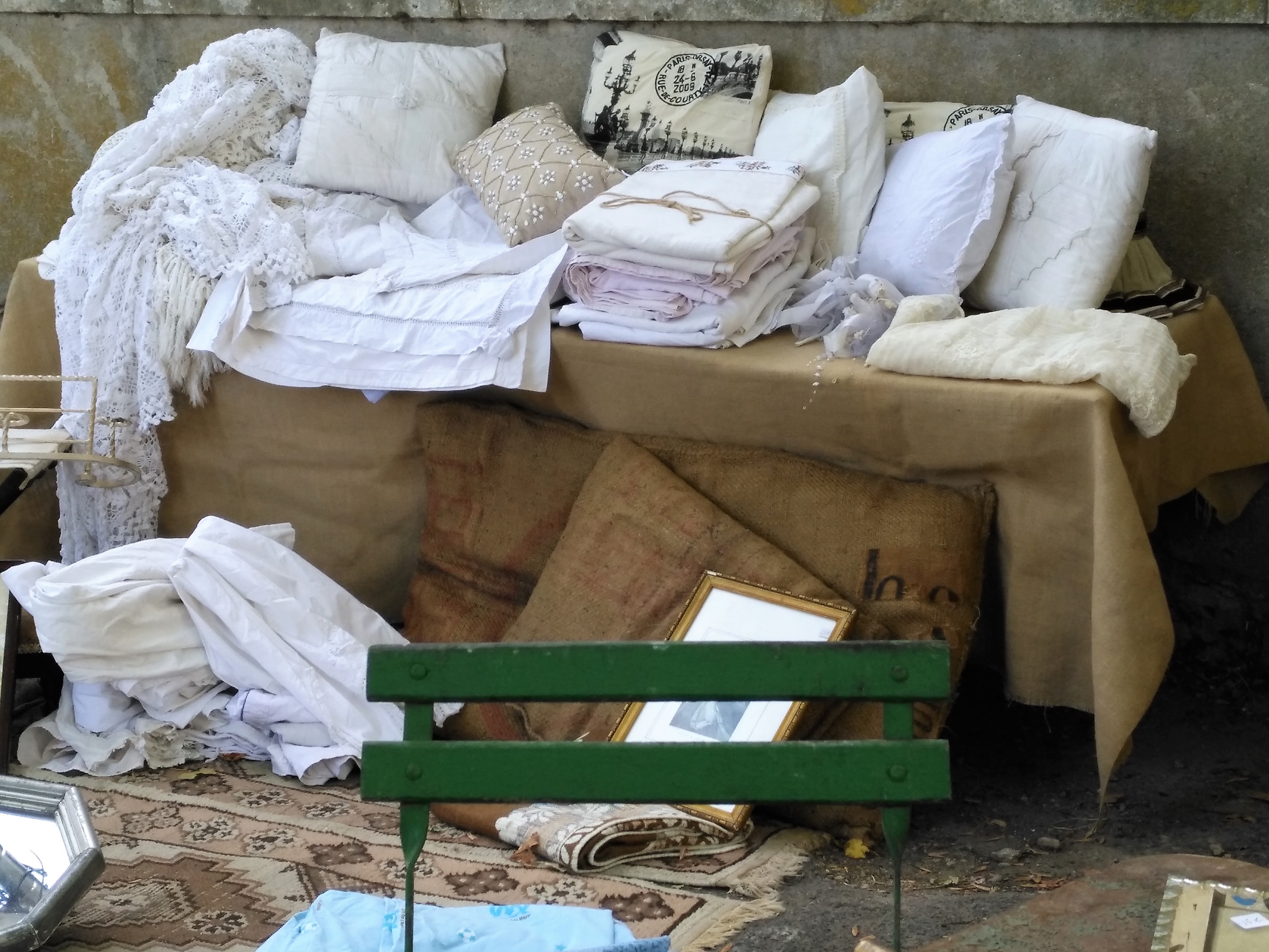 Marché du linge ancien