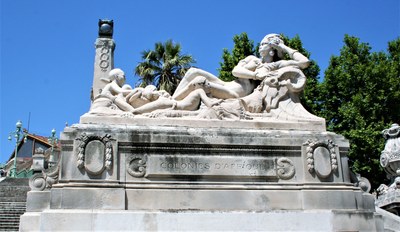 Marsiglia, la statua delle Colonie d'Africa lungo la scalinata della Gare Saint-Charles