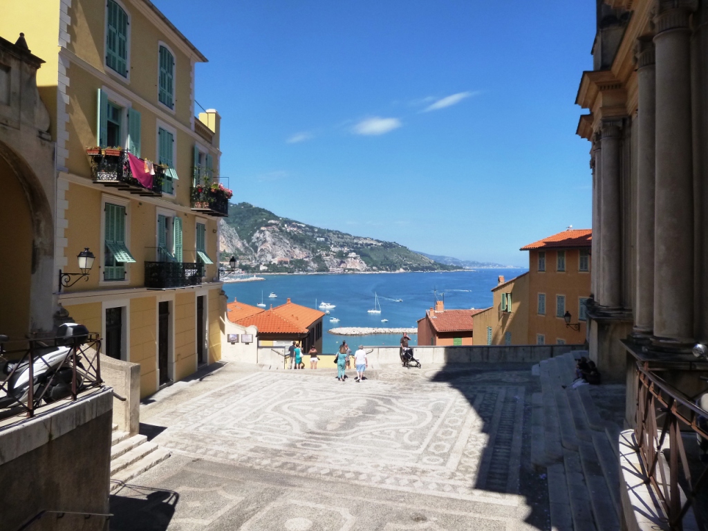 Mentone - La vista dalla basilica di San Michele Arcangelo