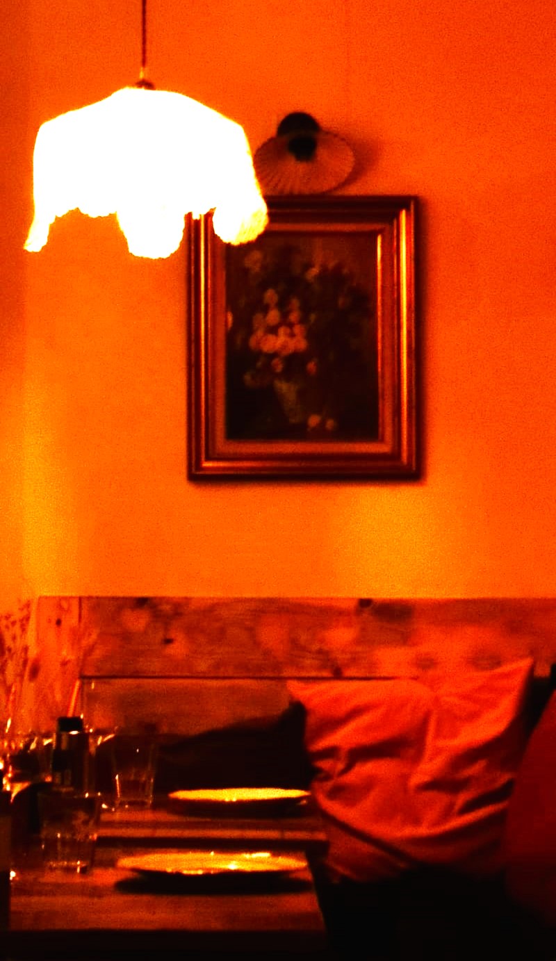 Mollegès, Bistrot Canaille, un angolo