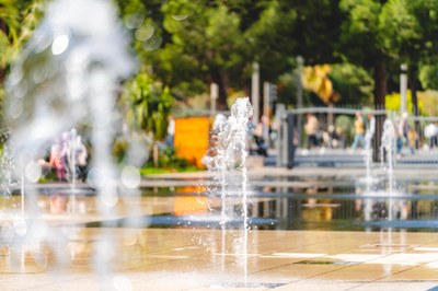 Nizza, Promenade du Paillon, getti d'acqua rinfrescanti - Crédit Ville de Nice, David NOUY