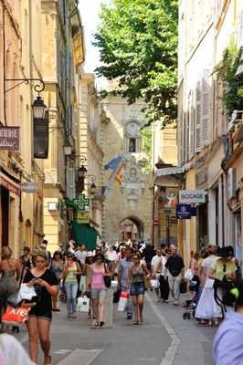 Per le strade di Aix-en-Provence © Cintas Flores