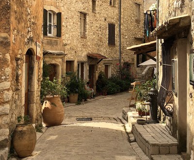 Per le strade di Tourrettes-sur-Loup