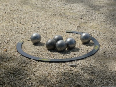 Petanque, bocce e cerchio.jpg