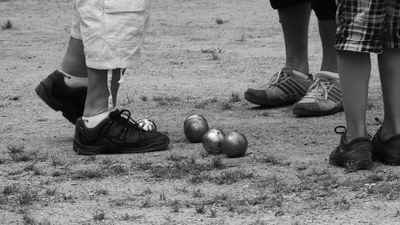Pétanque, di chi è la boccia piu vicina?