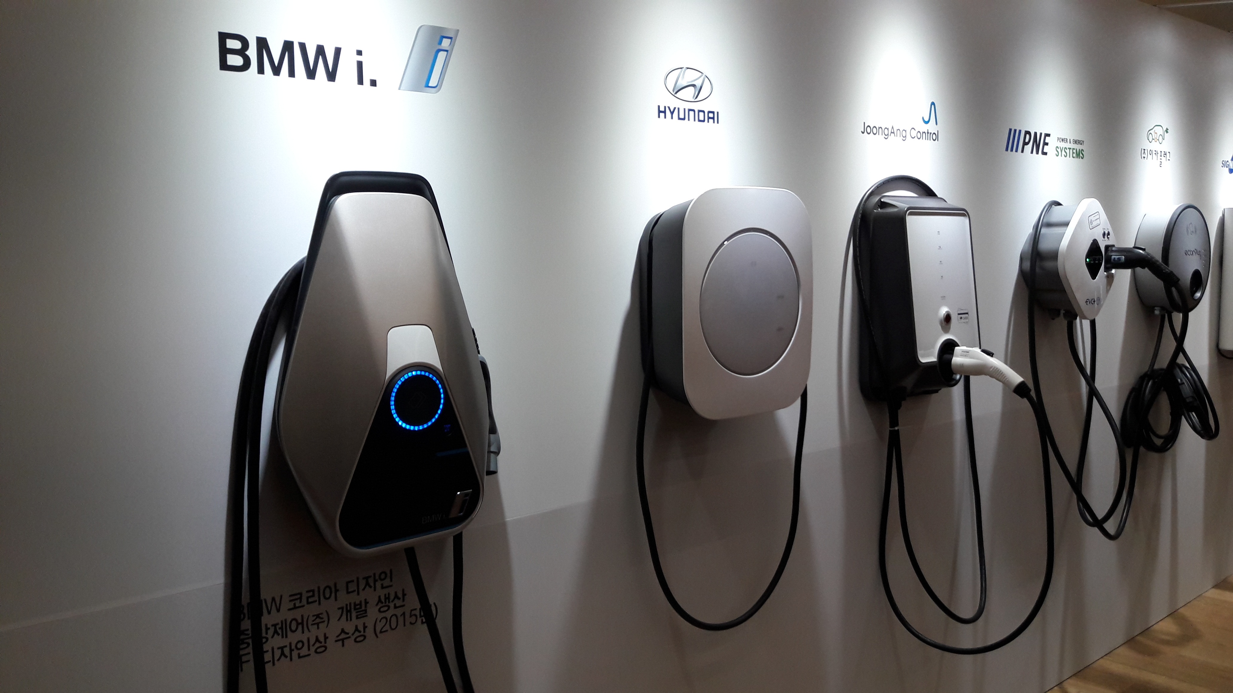 Prese per la ricarica di veicoli elettrici