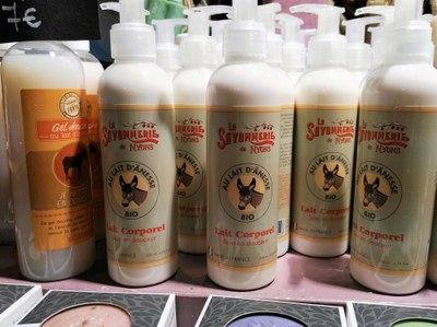 Prodotti provenzali al latte d'asina al Mercatino Regionale Francese