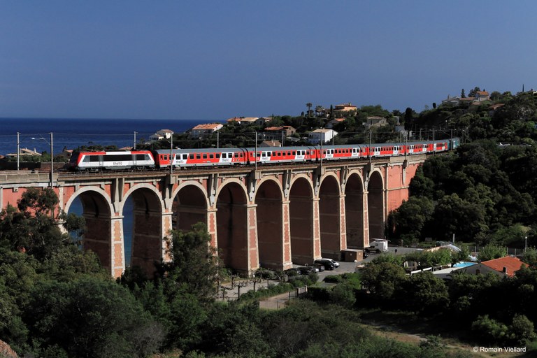 Raggiungere Mentone con Thello