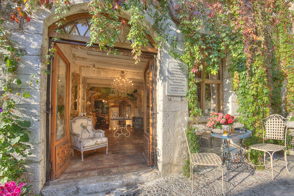 Saint-Paul de Vence, Maison Godet Parfumeur © Office de Tourisme de Saint-Paul de Vence  Maison Godet Parfumeur - Photographe Elisabeth Rossolin