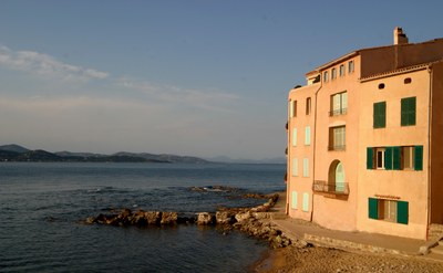 Saint-Tropez, la Ponche e le sue case  © Jean-Louis Chaix