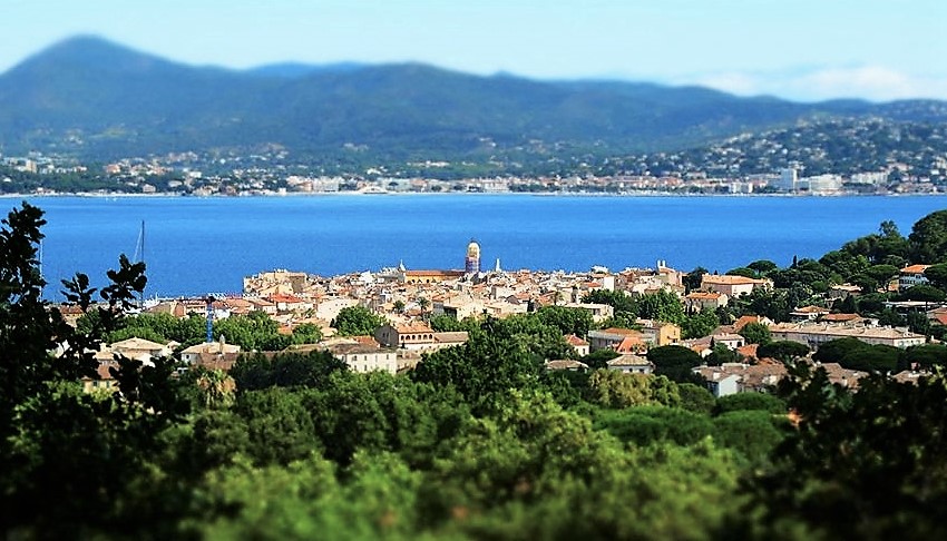 Saint-Tropez vista dalla Chapelle Sainte-Anne