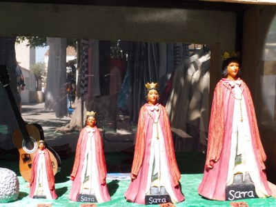 Saintes Maries de la Mer, statuine di Santa Sara, protettrice dei gitani - Foto: redazione