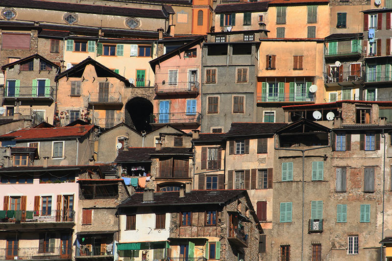 Saorge, le case aggrappate alla montagna
