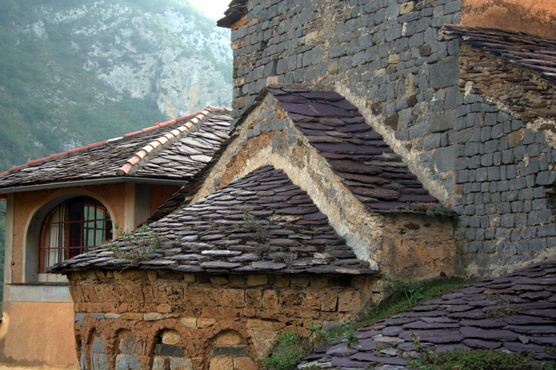 Saorge, Madonna del Poggio, i tetti