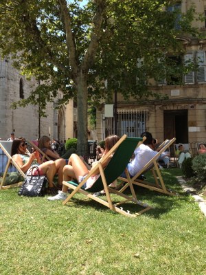 Siesta in giardino - Foto: © OT Grasse