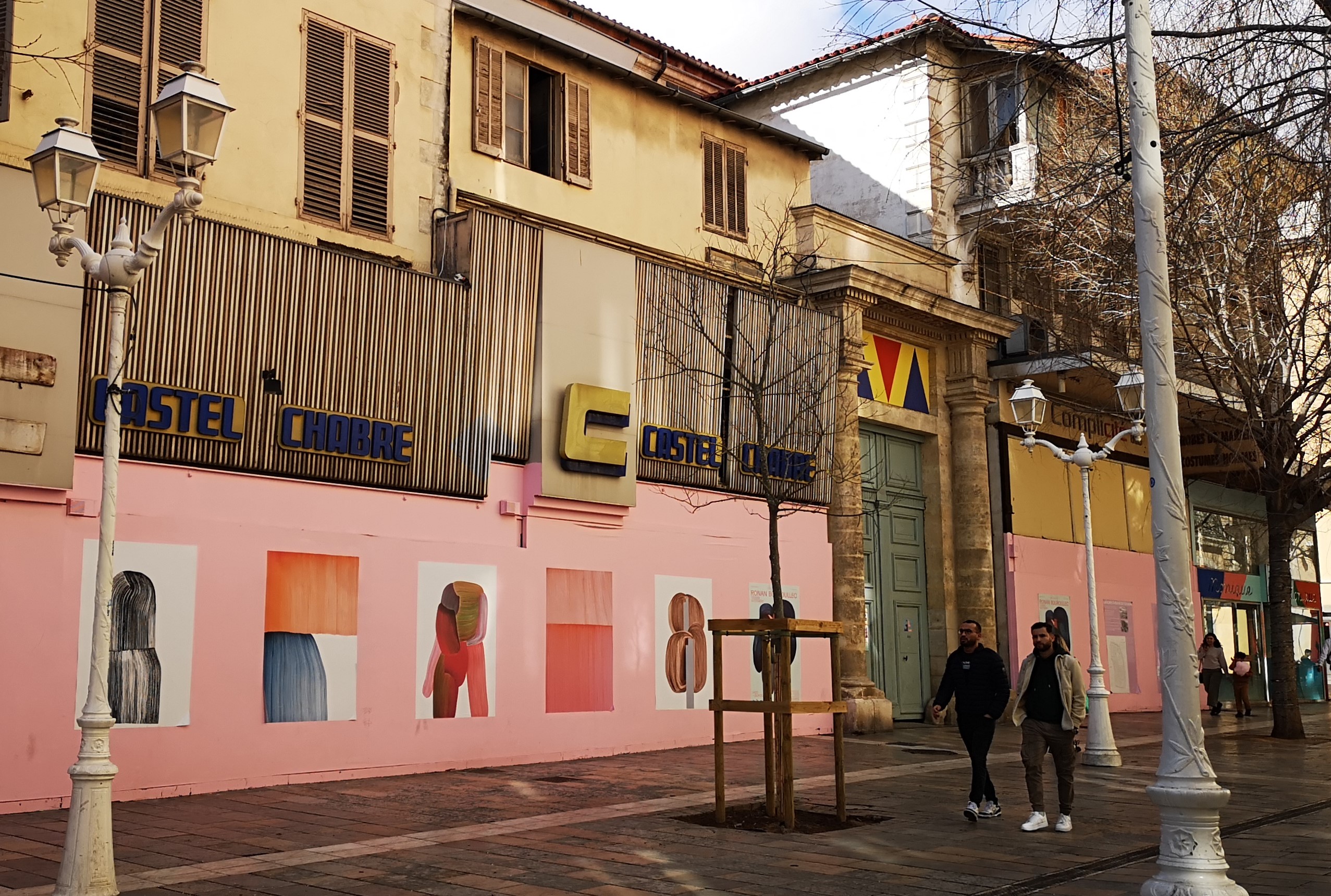 Tolone, a passeggio nel centro