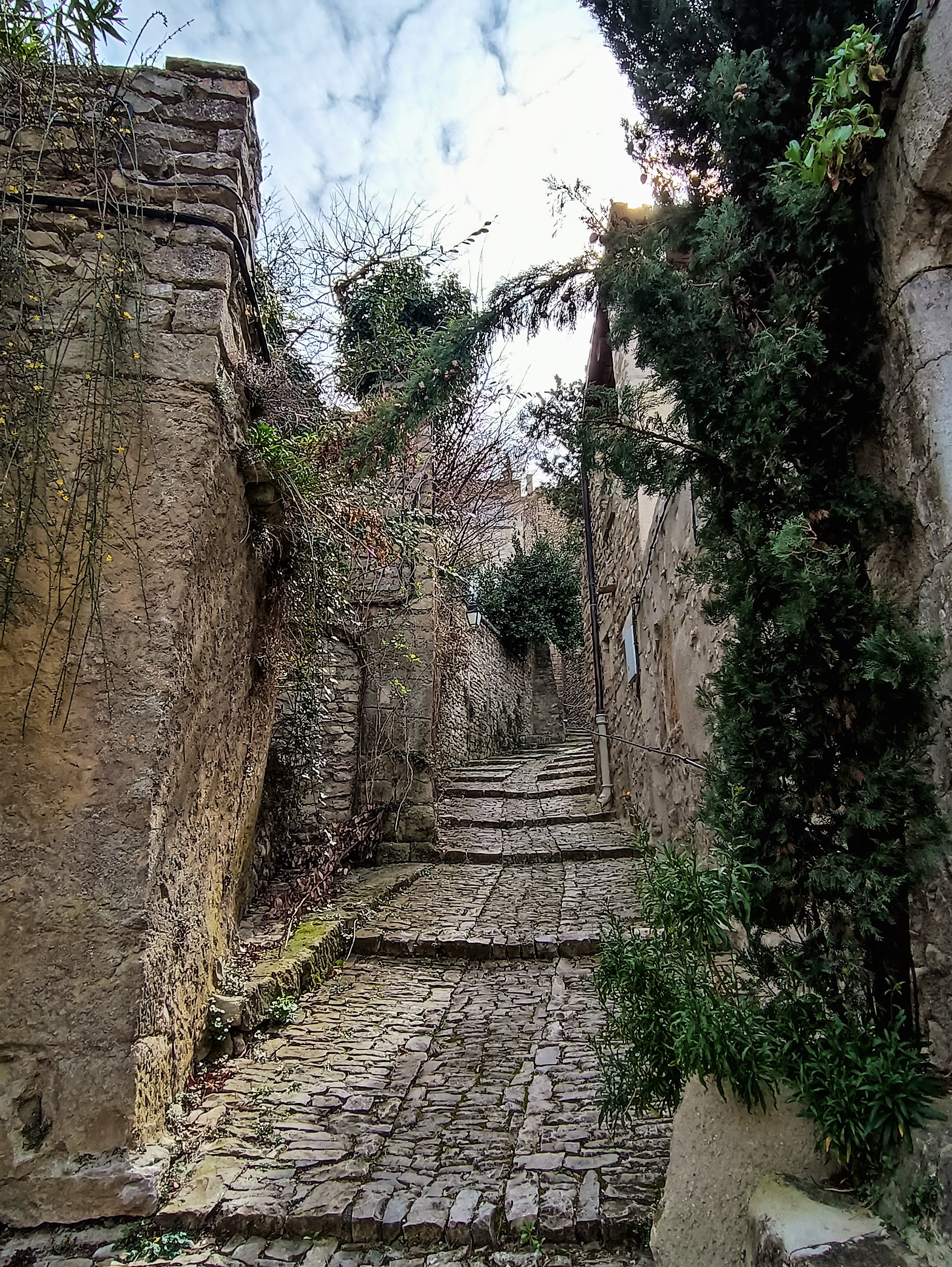 Vaison-la-Romaine, calade nella Città Medievale
