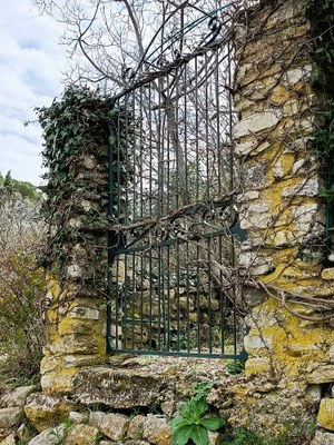Vaison-la-Romaine, cancellata nella Città Medievale