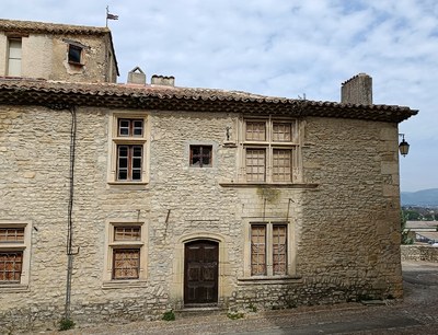 Vaison-la-Romaine, edificio rinascimentale