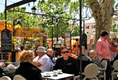 Vaison-la-Romaine, una pausa dopo il mercato